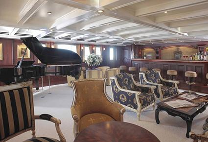 استغل الفرصة: يخت SS Delphine العامل بالبخار معروض للبيع